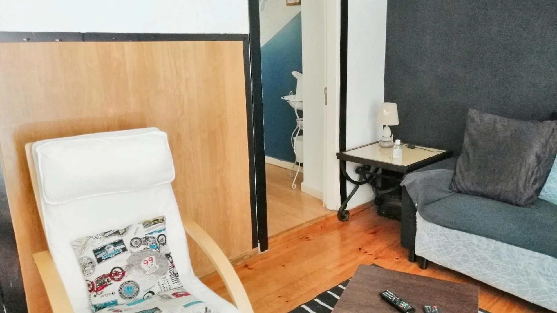Charming Apartment In Lisbon 40 M² Ideal For A Couple Portugal